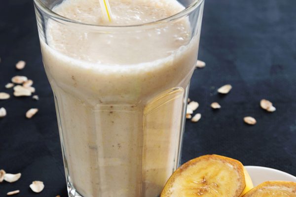 Delicious Energy Boosting Smoothies Recipes 18 Spirulina and Banana Smoothie