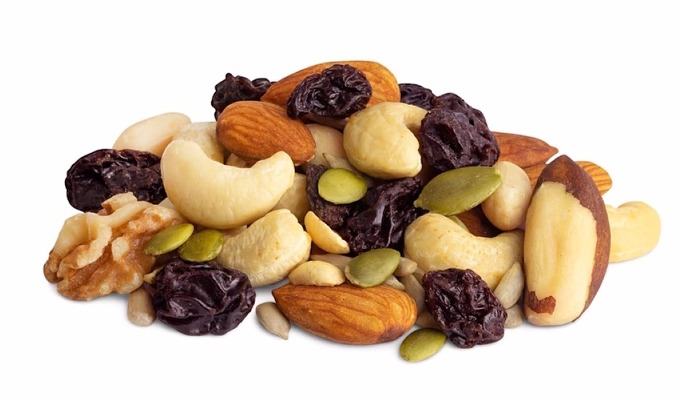 Delicious Energy Boosting Snacks 8 Trail Mix 1